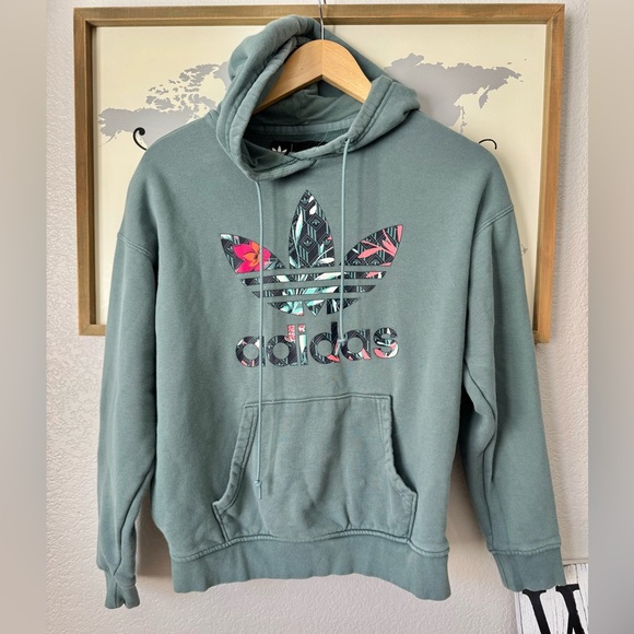 Adidas Xs hooded pullover vguc - Picture 2 of 2
